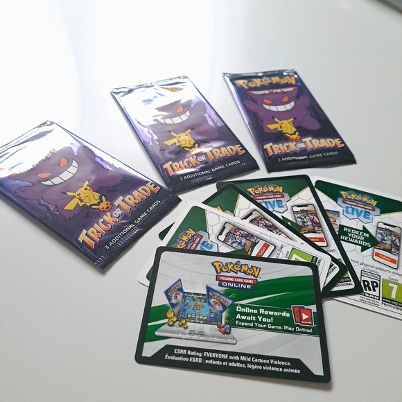 Pokemon trick or trade 3 packs & bonus 5 online codes - Picture 2 of 4